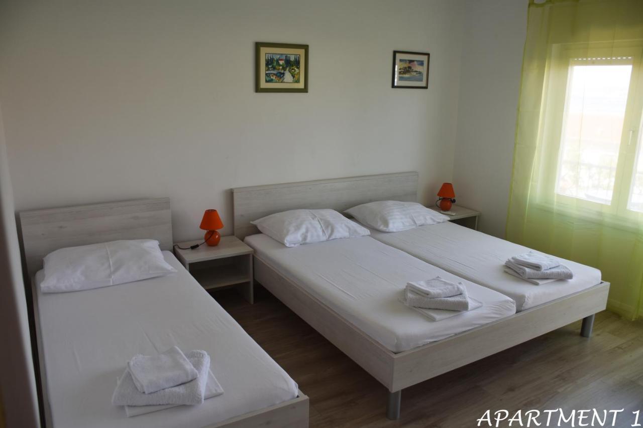 Apartments Luka Trogir Kültér fotó