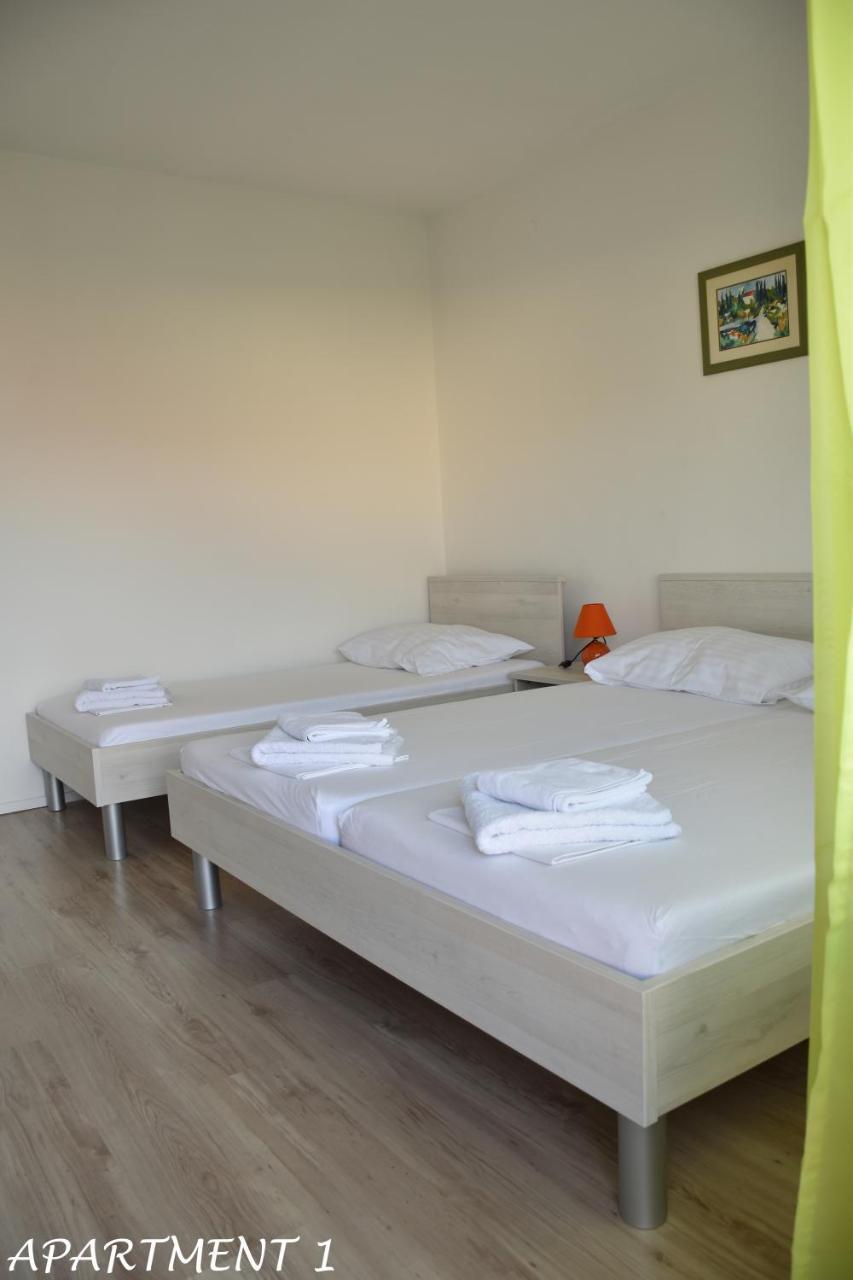 Apartments Luka Trogir Kültér fotó
