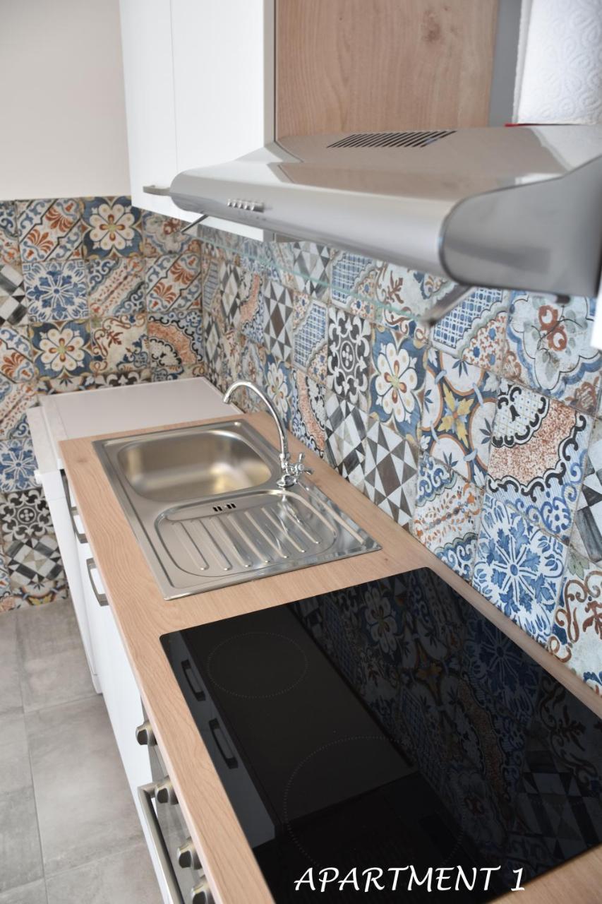 Apartments Luka Trogir Kültér fotó