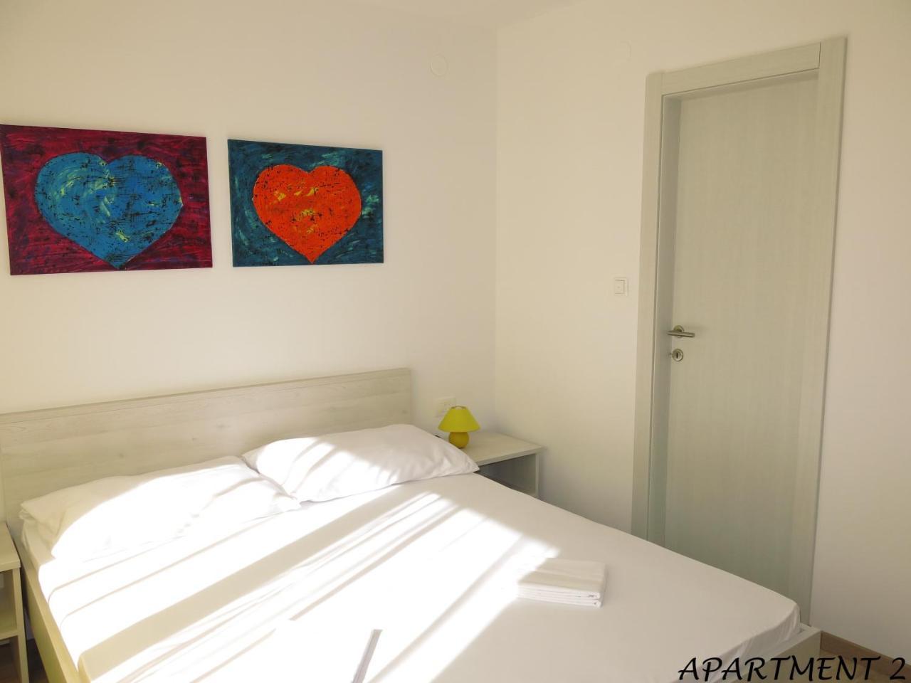 Apartments Luka Trogir Kültér fotó